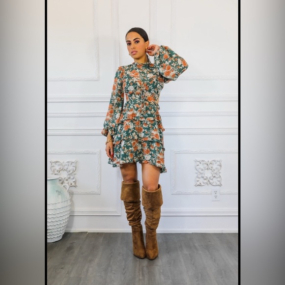 Floral Green and Orange Women's Dress - Picture 5 of 6